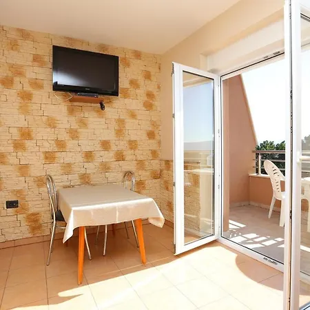 Studio Duce 16407f Daire